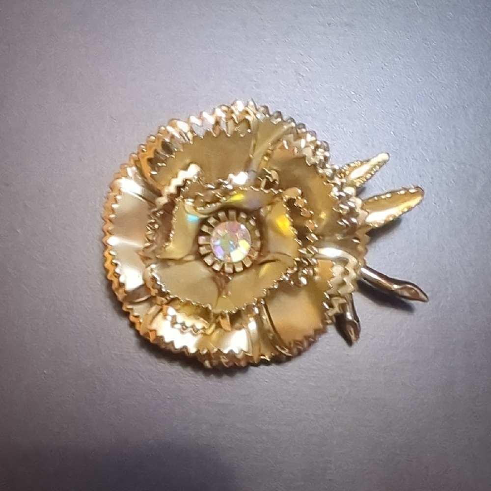 Radiant Gold Floral Brooch